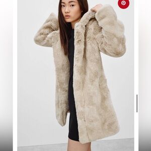 Aritzia Sunday Best Fey Coat